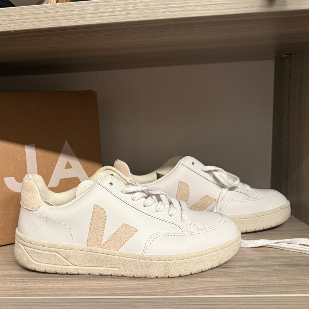Veja V-12 suede-trimmed leather women’s sneakers